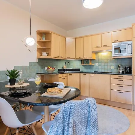 With Sauna And Private Terrace פארנו
